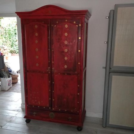Curioso Apartamento Tipo Loft De 25 M Cuadrados Apartment Sanlucar de Barrameda Bagian luar foto